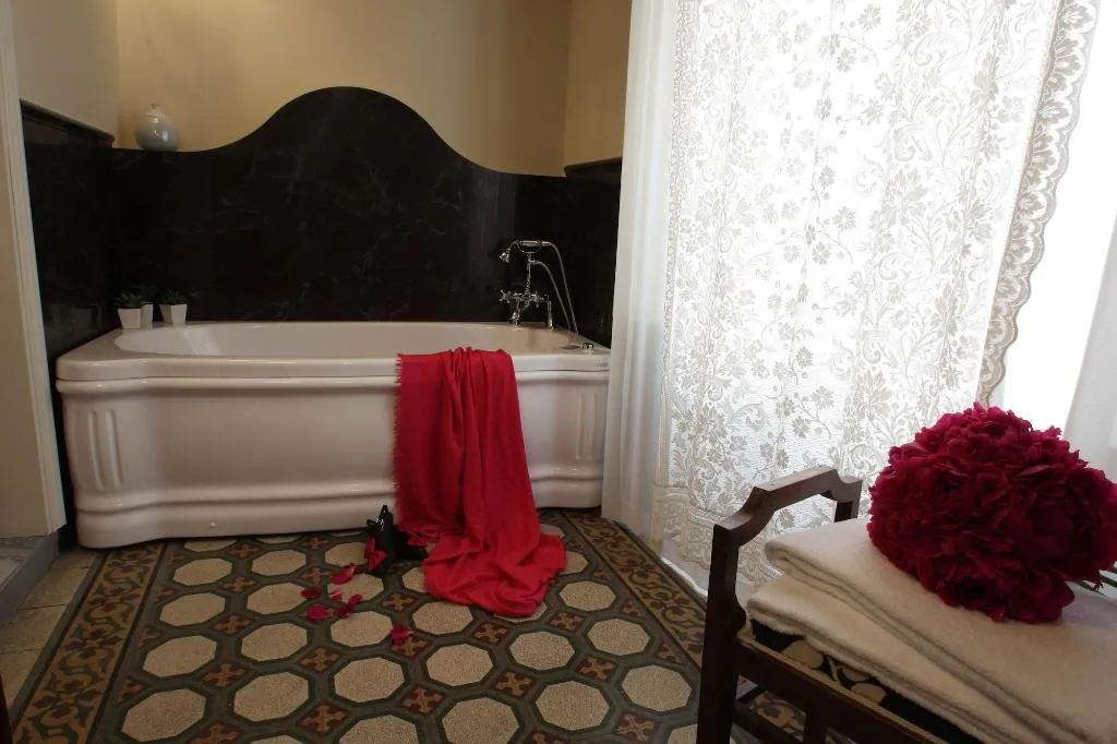 Room, Piazza Pitti Palace, Florence