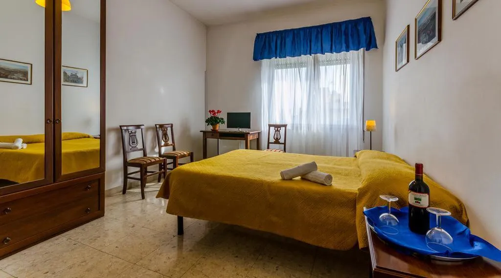 DOUBLE STANDARD Room, Antico Acquedotto Hotel, Naples