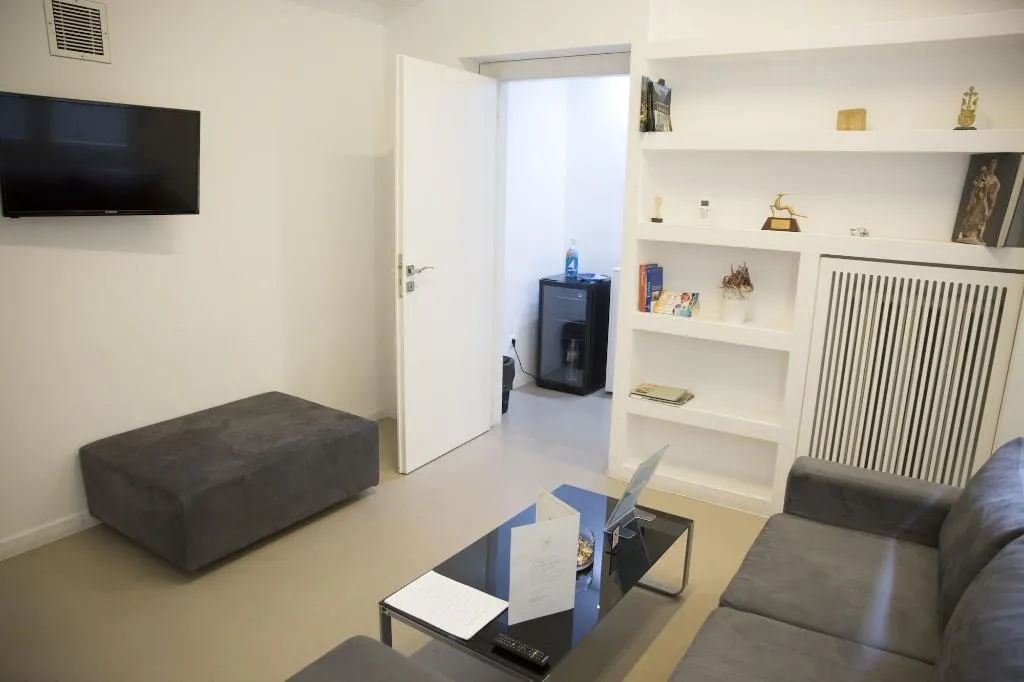 Room, Gk Athens, Athens