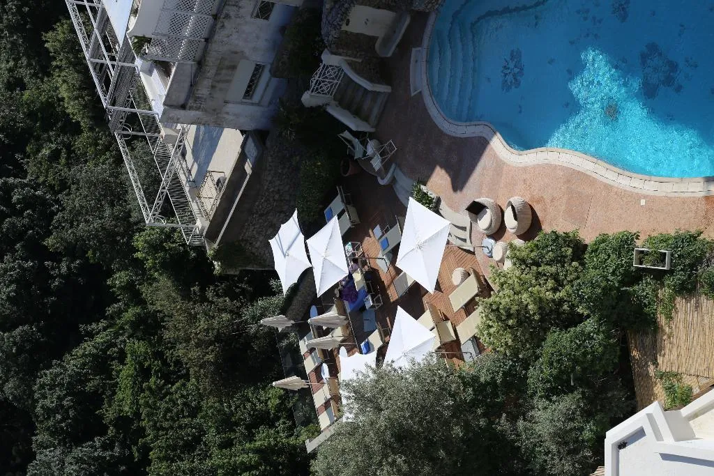 Pool, La Floridiana, Naples