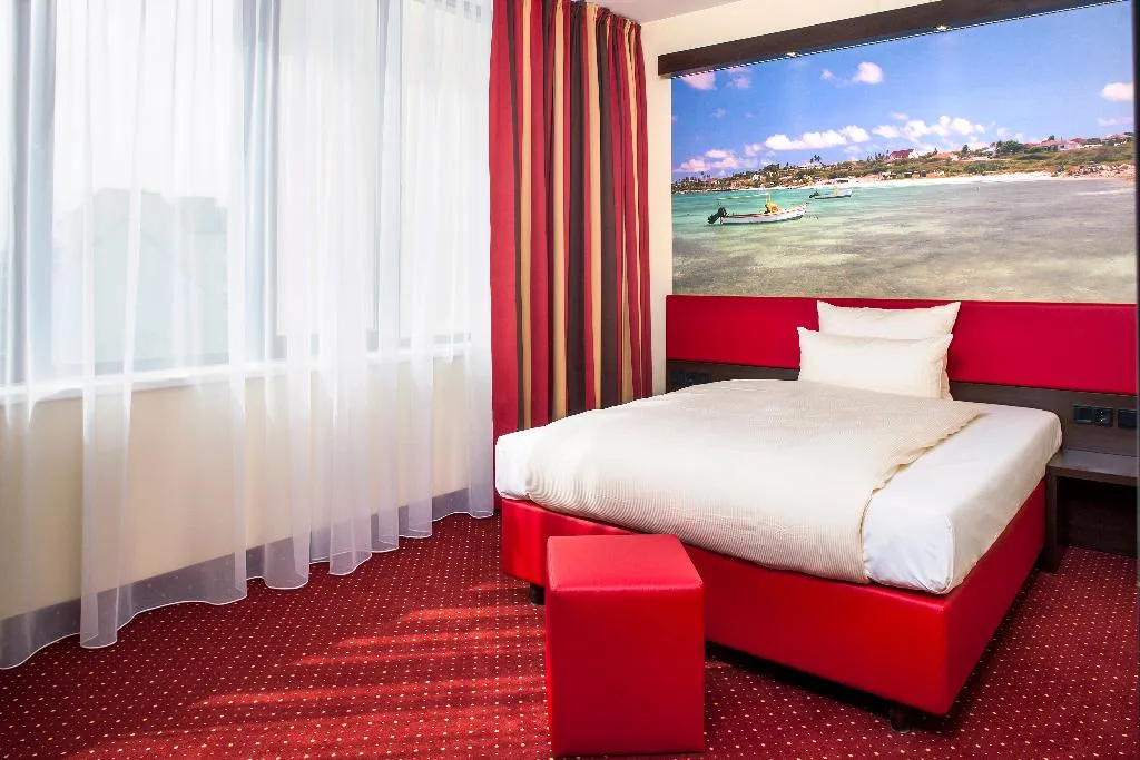 SINGLE STANDARD Room, PLAZA Premium Berlin Kurfürstendamm, Berlin