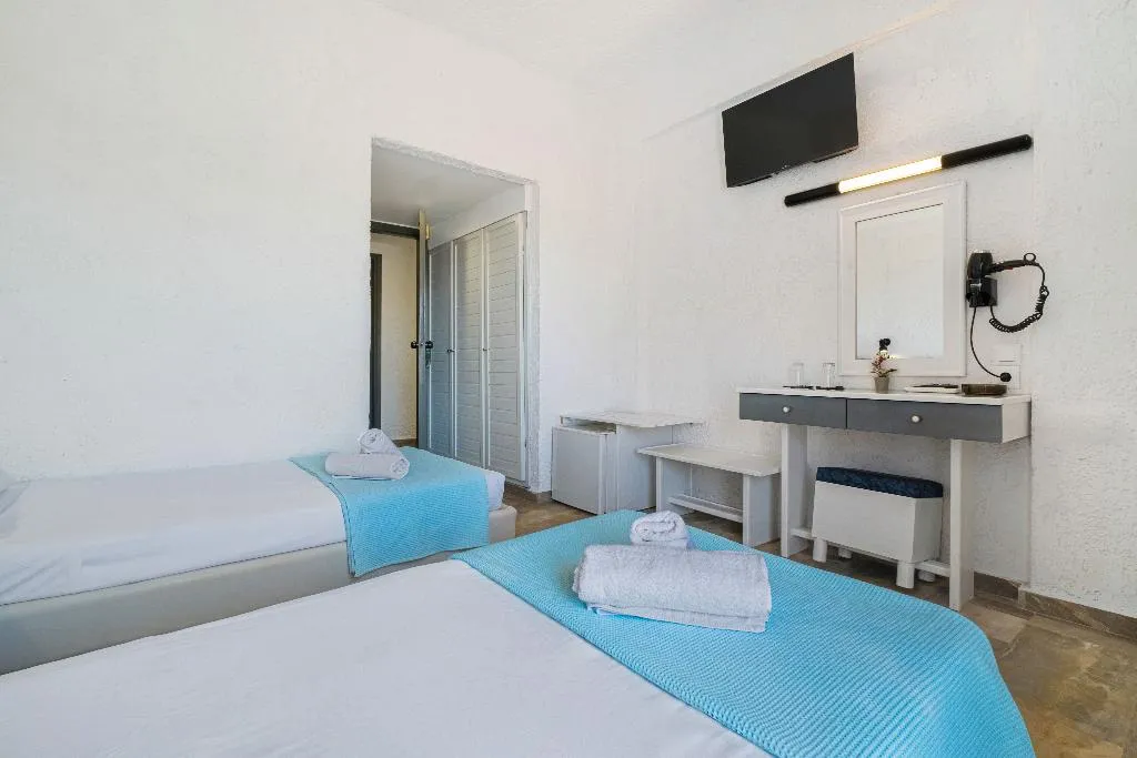 TRIPLE SUPERIOR Room, Gorgona, Crete