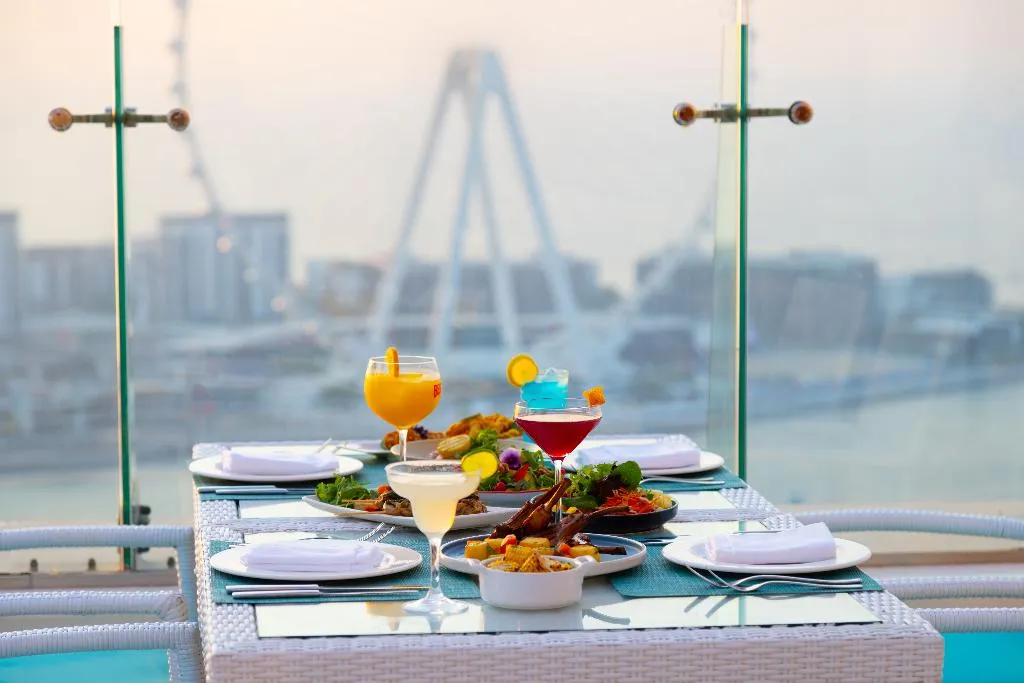 Restaurant, Hilton Dubai Jumeirah, Dubai