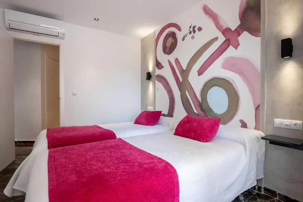 APARTMENT TWO BEDROOMS Room, Apartamentos San Jaime Center Suites, Costa Blanca