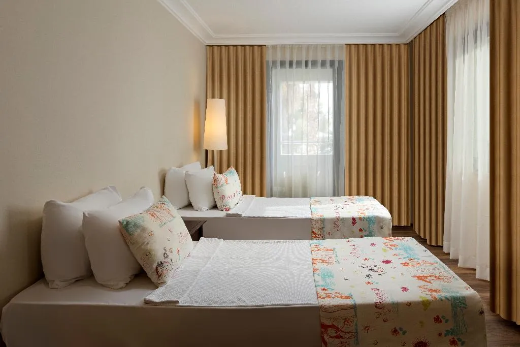 FAMILY ROOM GARDEN VIEW Room, Seven Seas Hotel Life, Antalya