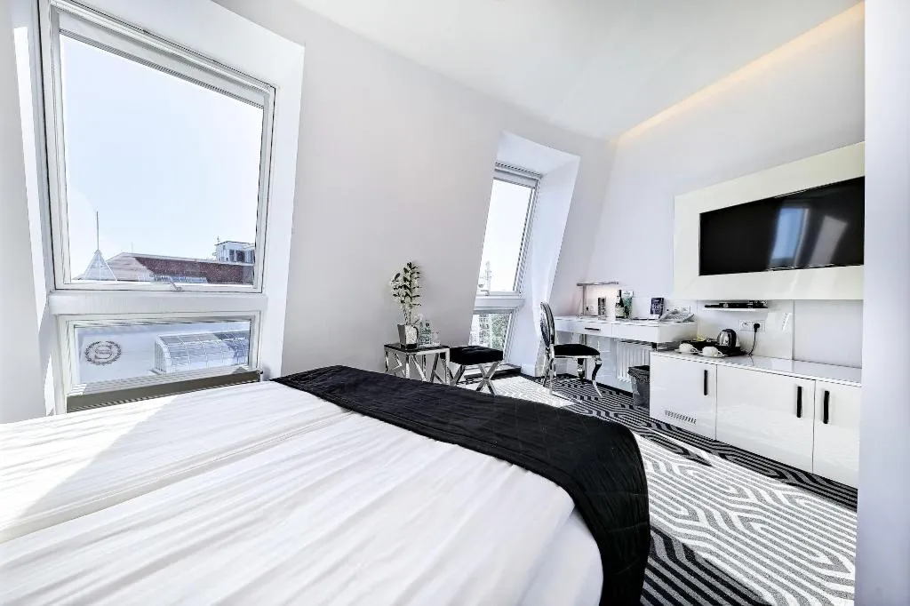 Room, Bayjonn Boutique Hotel, Gdansk