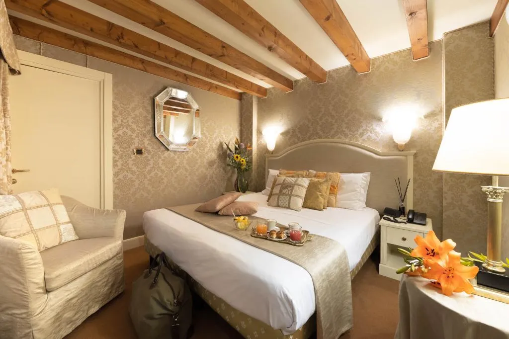 DOUBLE CLASSIC Room, Duodo Palace, Venice