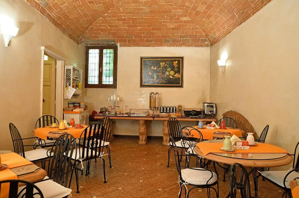 Restaurant, Porta Faenza, Florence