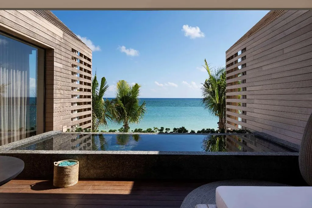 SUITE OCEAN FRONT WITH BALCONY Room, Banyan Tree Mayakoba, Cancun Area