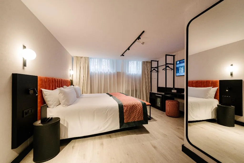 Double or Twin STANDARD Room, Catalonia Vondel Amsterdam, Amsterdam