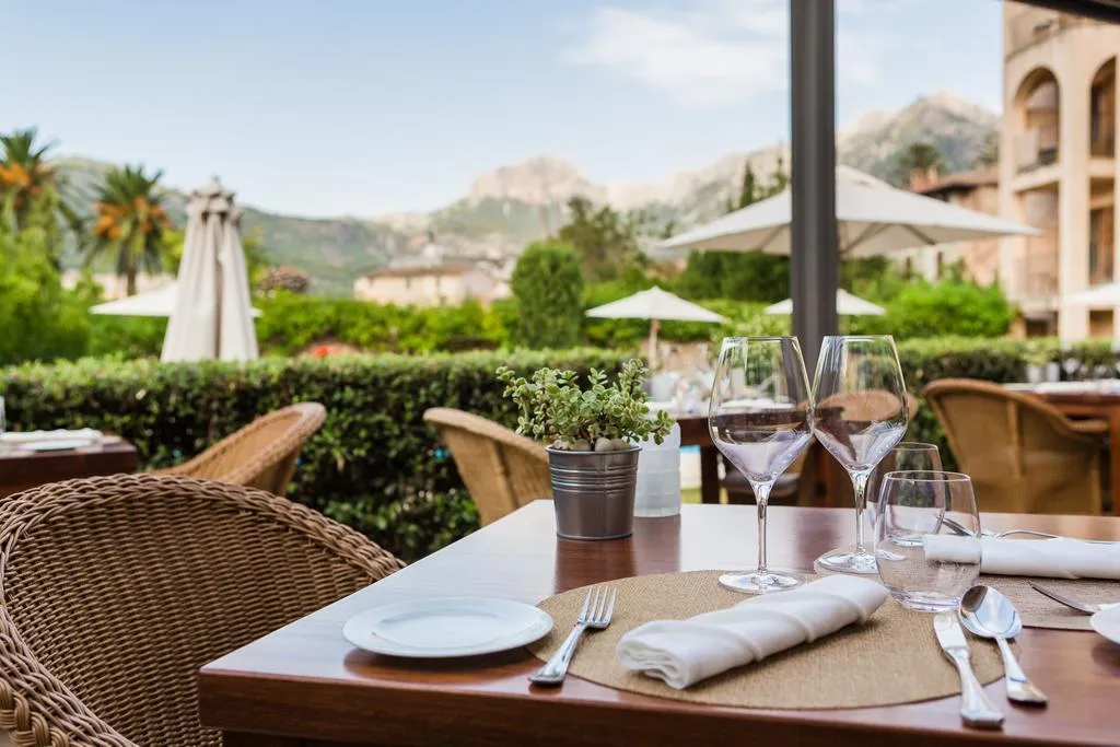 Restaurant, Ca'l Bisbe, Majorca