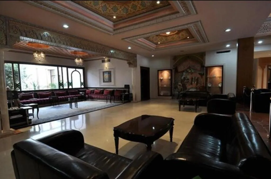Lobby, Wassim, Fez