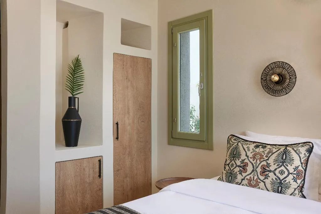 SUITE DELUXE Room, Aeon Suites by Mr and Mrs White, Santorini