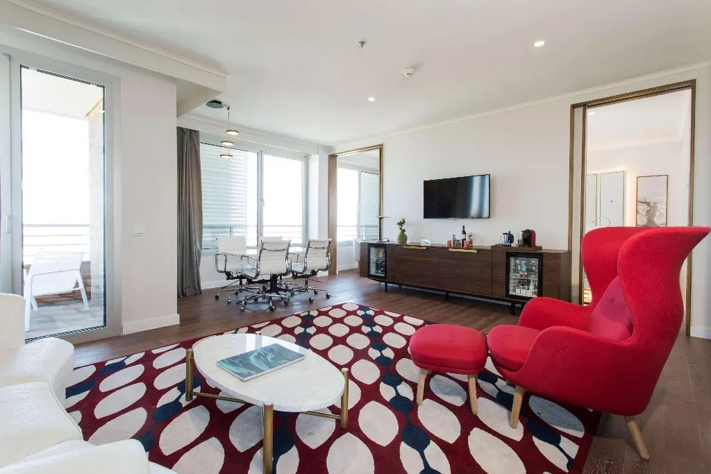 Room, NH Collection Madrid Eurobuilding, Madrid