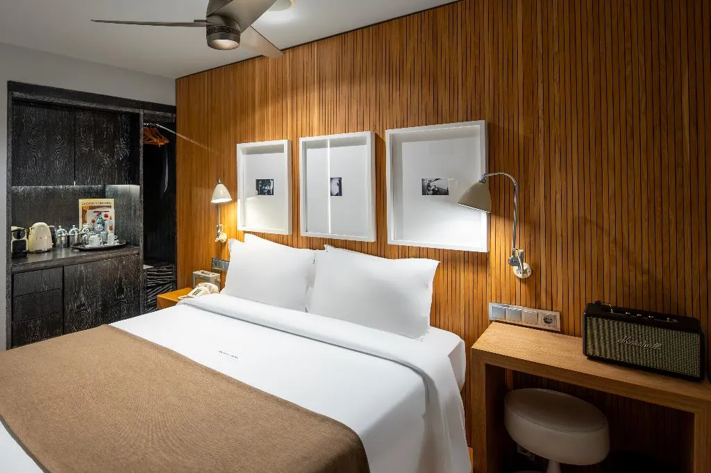 SINGLE STANDARD Room, Browns Downtown Hotel, Lisbon