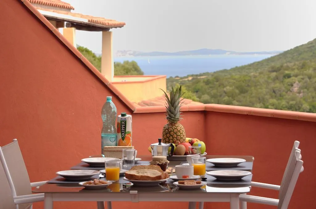 APARTMENT CAPACITY 4 Room, Vallemare Residence E Residenza, Olbia