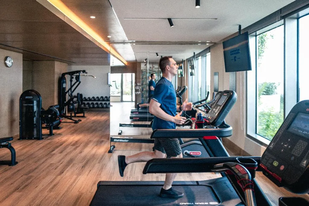 Sports and Entertainment, Holiday Inn Hotel & Suites Dubai Science Park, Dubai