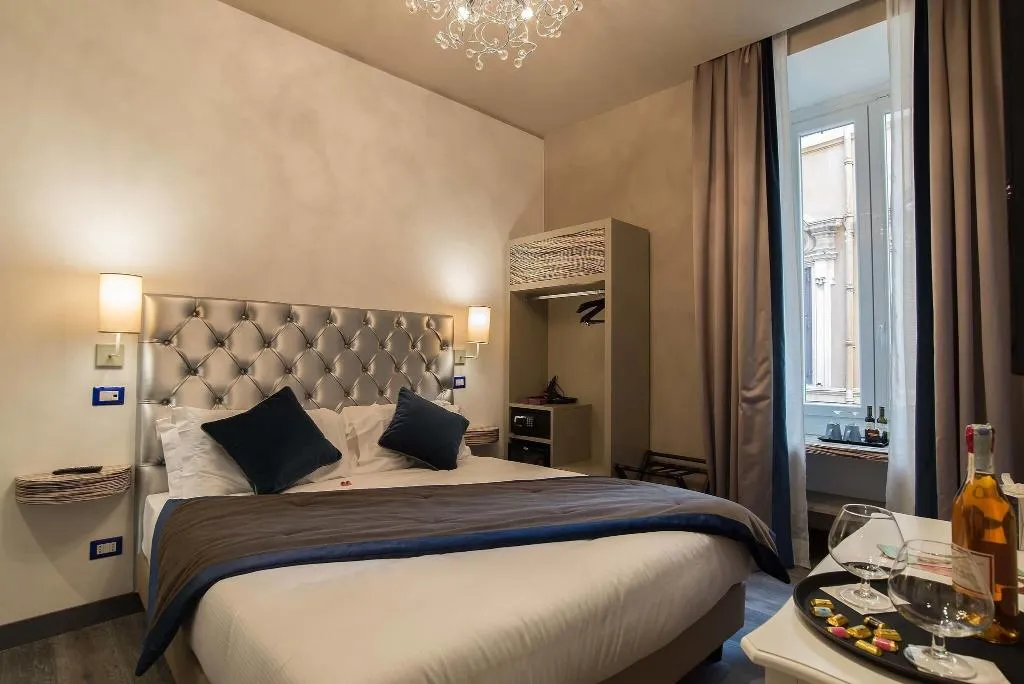 DOUBLE SUPERIOR QUEEN BED Room, Colonna Suite Del Corso, Rome