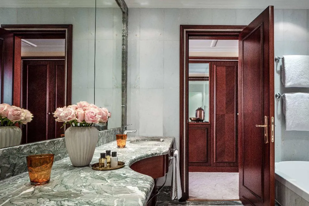 Room, Anantara Palazzo Naiadi Rome Hotel, Rome