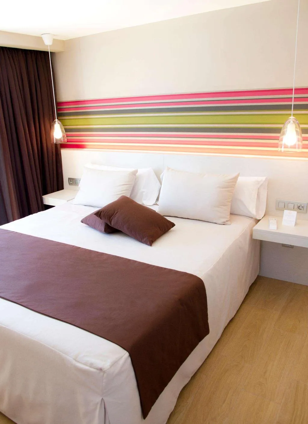 Room, Alegria Plaza Paris, Costa Brava