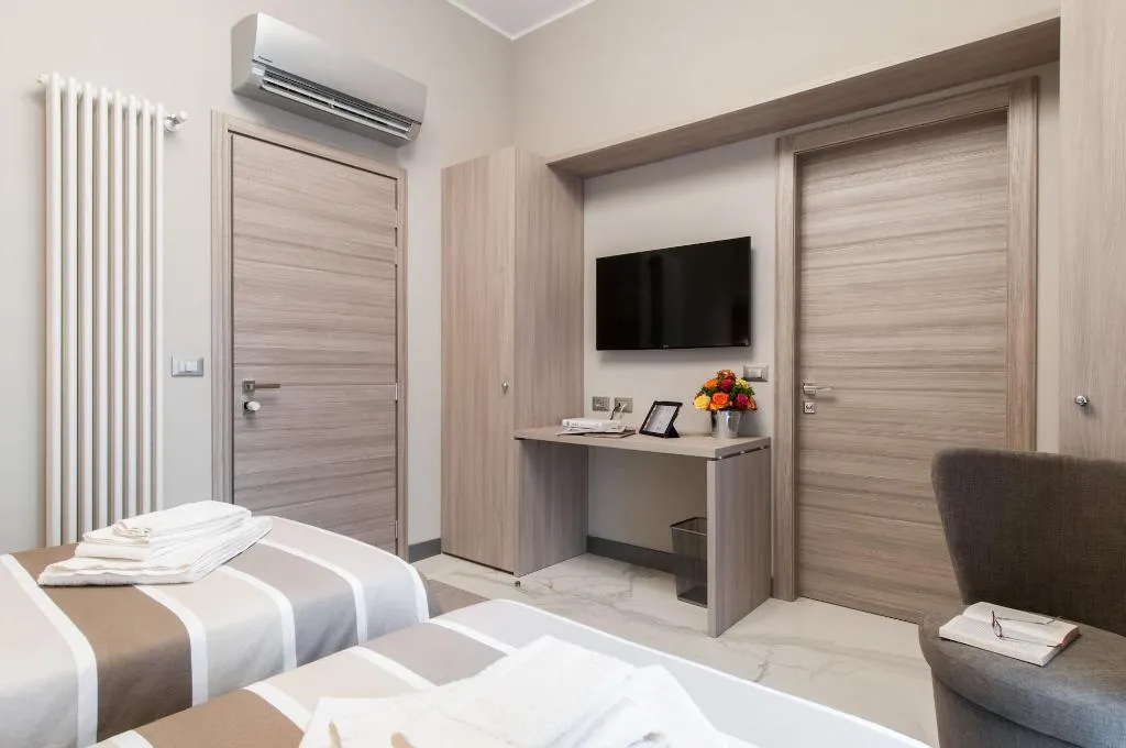 Room, Brera Prestige B&B, Milan