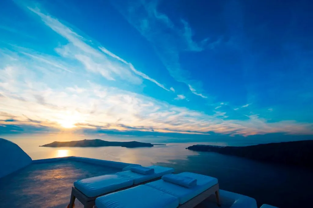 General view, White Santorini, Santorini
