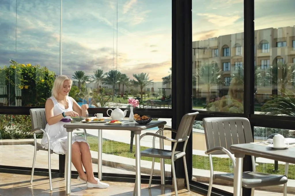 Restaurant, Mövenpick Waterpark Resort & Spa Soma Bay, Red Sea Riviera