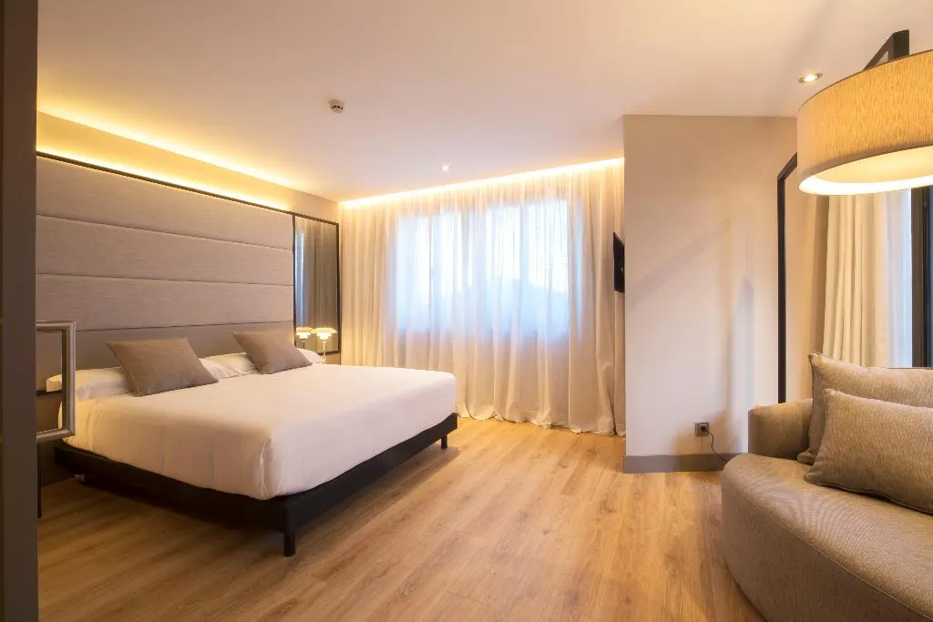 JUNIOR SUITE STANDARD Room, Zenit Lisboa, Lisbon