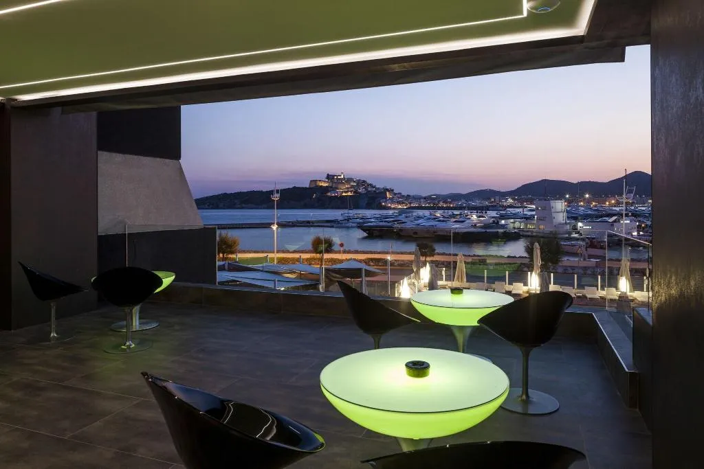 Bar, El Corso, Ibiza