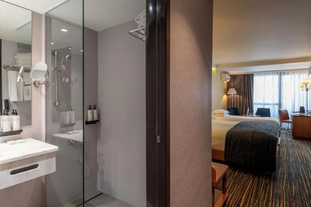 Room, President, Athens