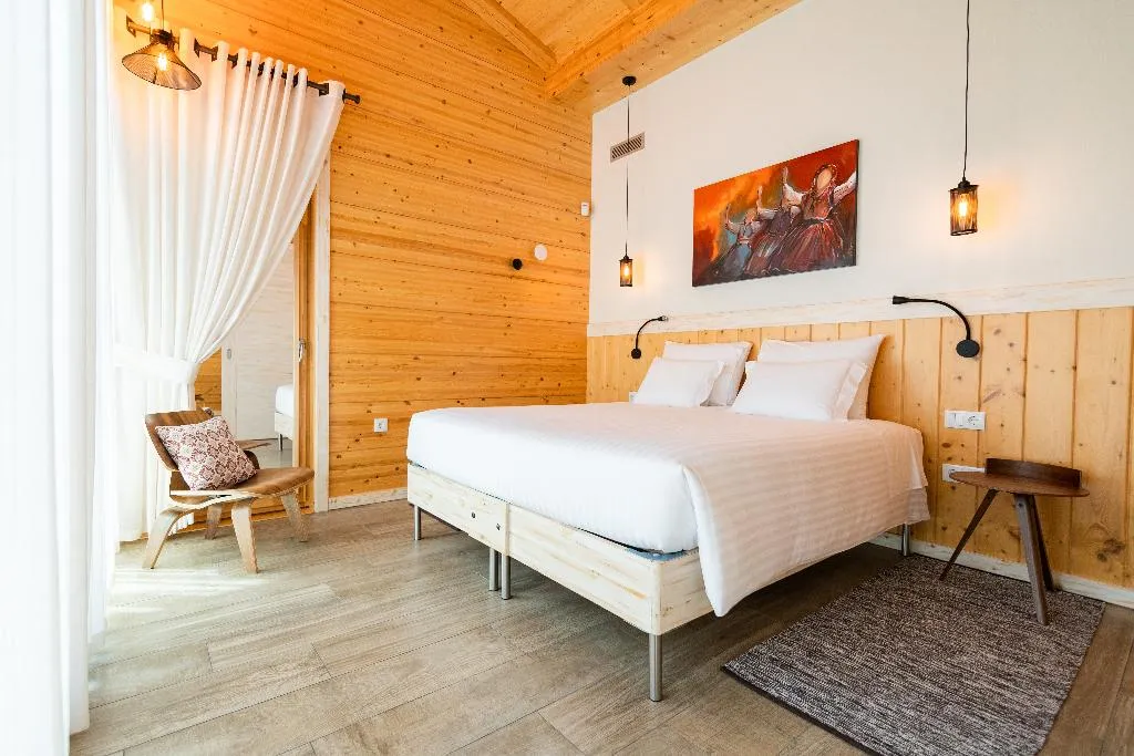 BUNGALOW STANDARD Room, Rinoterra Minho, Porto