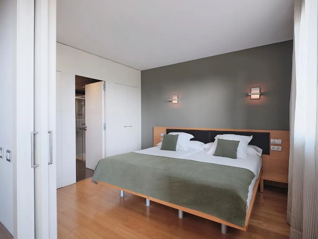 JUNIOR SUITE STANDARD Room, Qgat Suites & Events, Barcelona