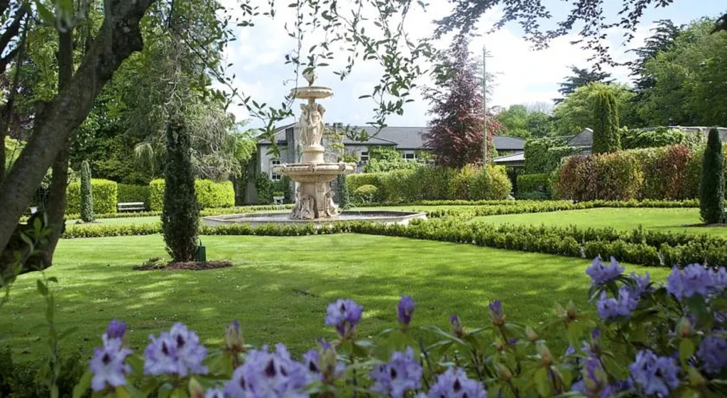 Terrace, Finnstown Castle Hotel, Dublin