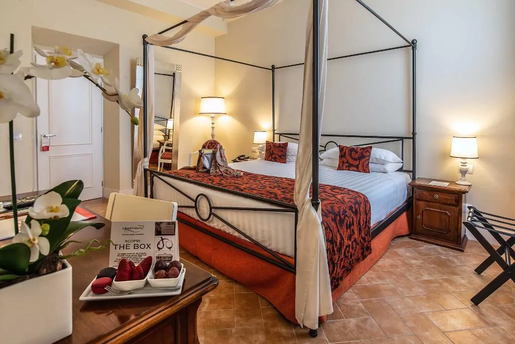 DOUBLE CLASSIC Room, Donna Camilla Savelli - VRetreats, Rome