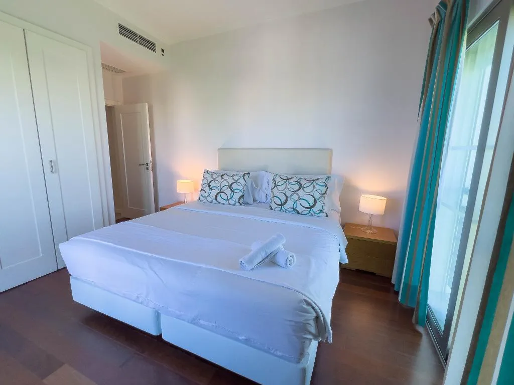 APARTMENT SEA VIEW ONE BEDROOM Room, Villadoris, Algarve