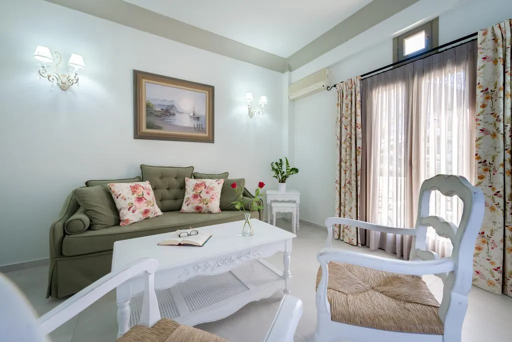 Room, Zephyros, Santorini