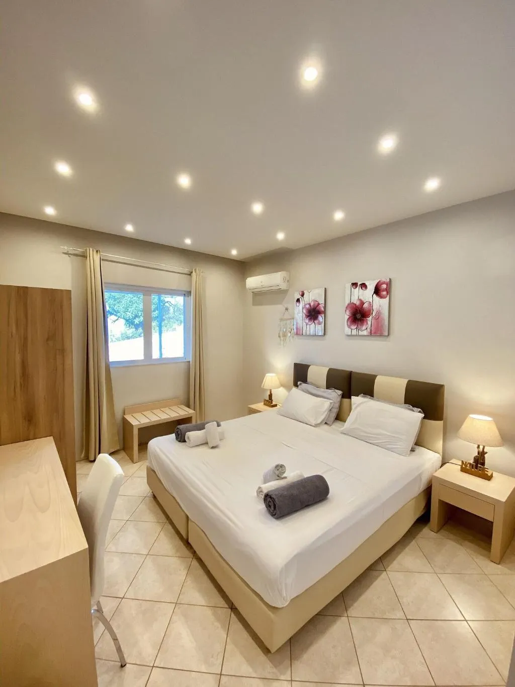 Room, Sunny Place Resort, Athens