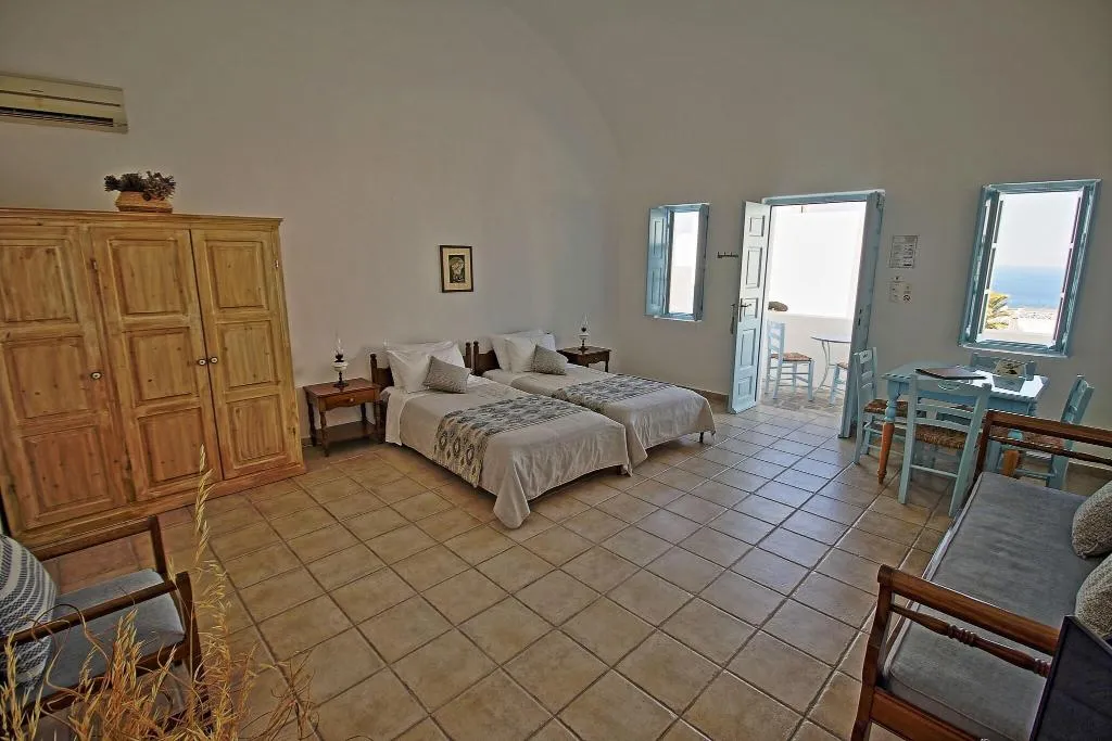 APARTMENT CAPACITY 4 Room, Aethrio Sunset Village, Santorini