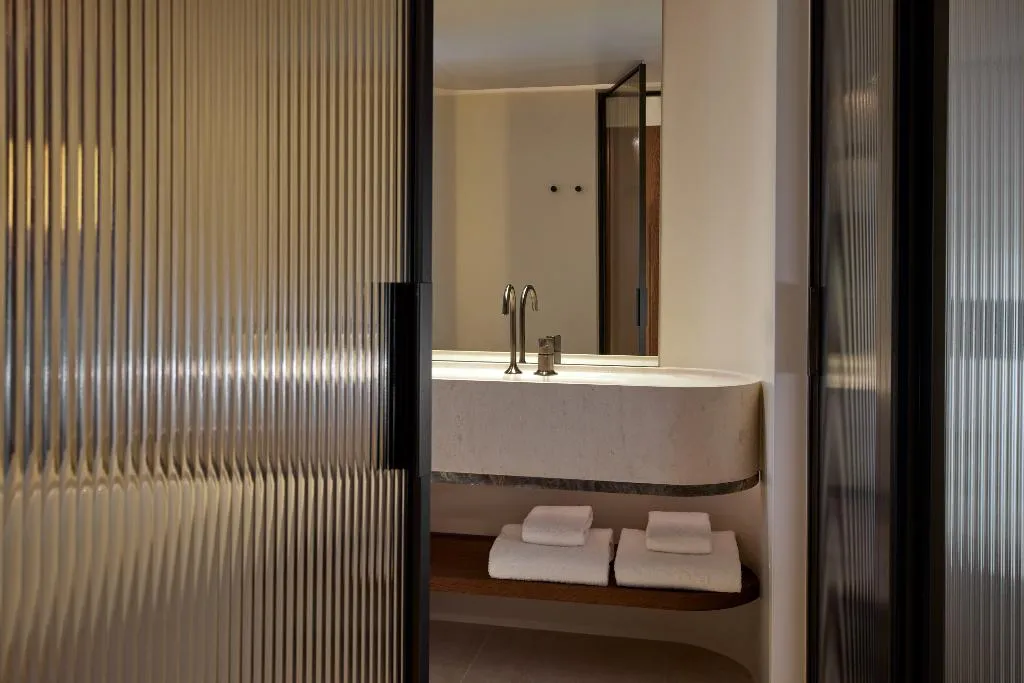 SUITE TWO BEDROOMS Room, Daios Cove, Crete