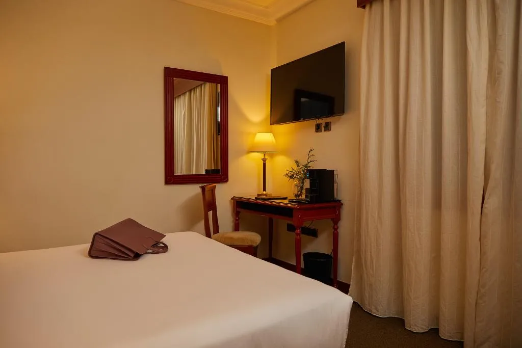 SINGLE STANDARD Room, El Avenida Palace, Barcelona