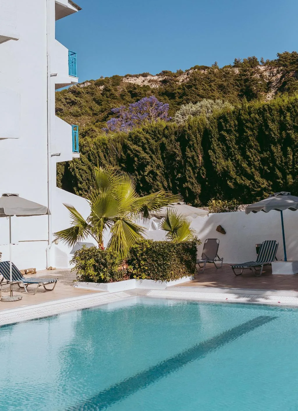 Pool, Nathalie, Rhodes