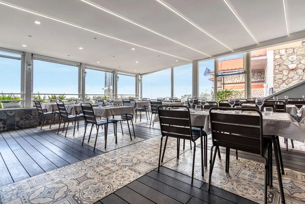 Restaurant, Hotel Prestige, Naples
