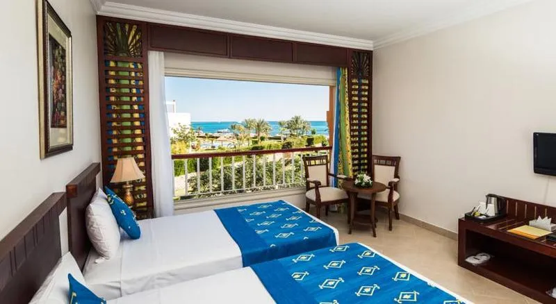 DOUBLE DELUXE SEA VIEW Room, Caribbean World, Red Sea Riviera