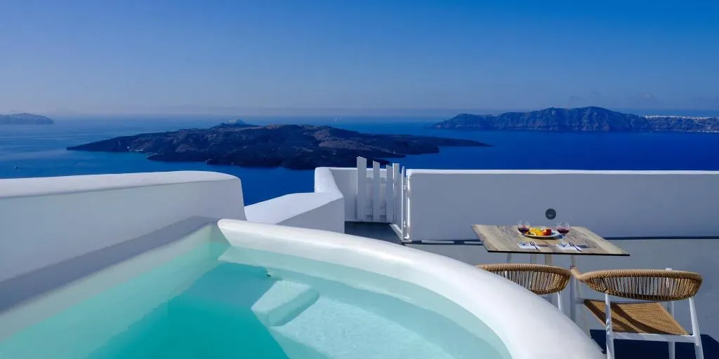 Room, Kamares Apartments, Santorini
