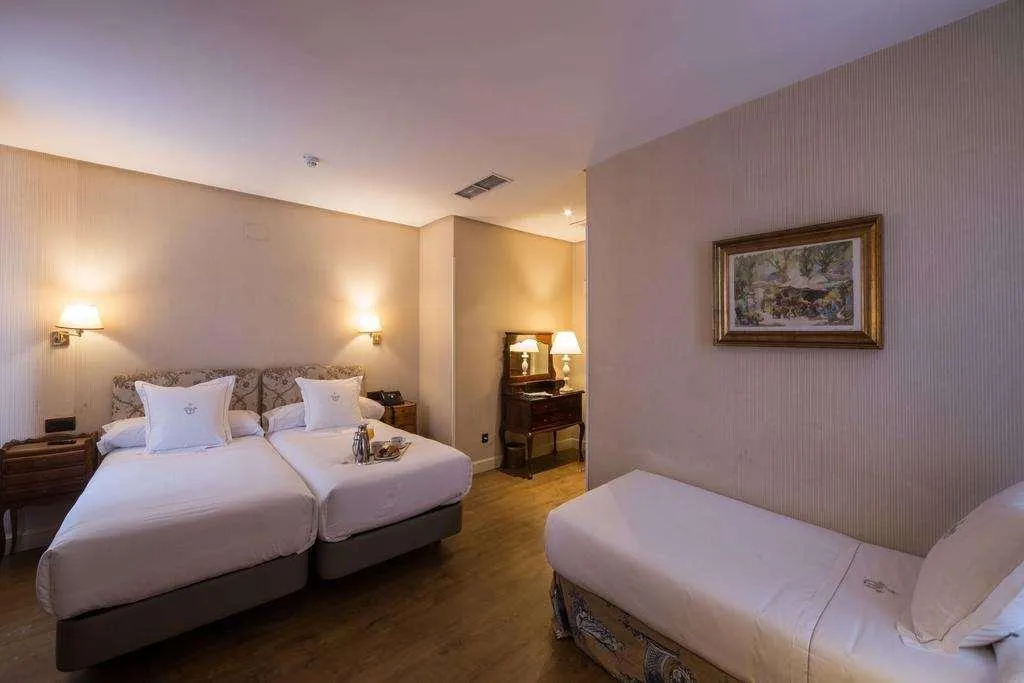 Room, Principe Pio, Madrid