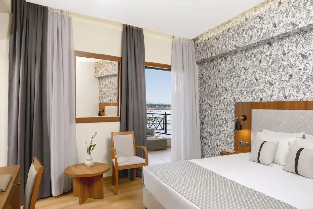 Room, Ramada Attica Riviera, Athens