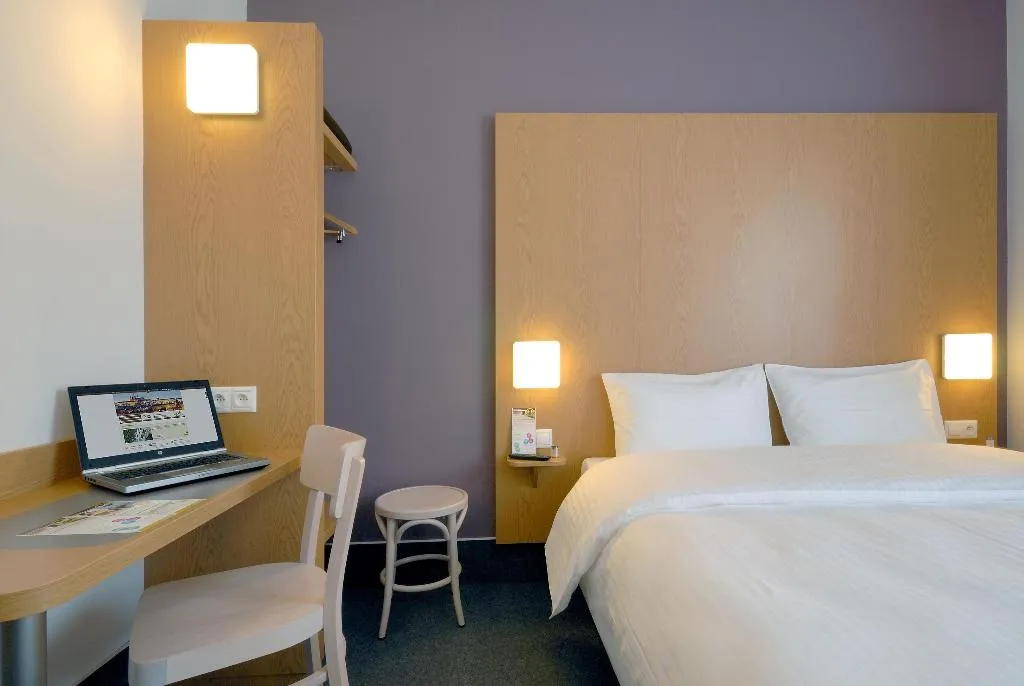 DOUBLE SINGLE USE CAPACITY 1 Room, B&B Hotel Prague City, Prague