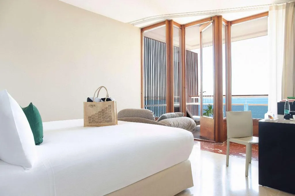 Room PREMIUM SEA VIEW Room, Hotel de Mar Gran Meliá, Majorca