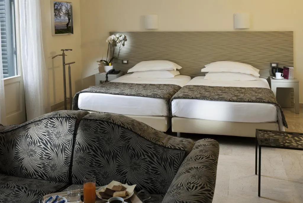 JUNIOR SUITE STANDARD Room, Garibaldi, Palermo