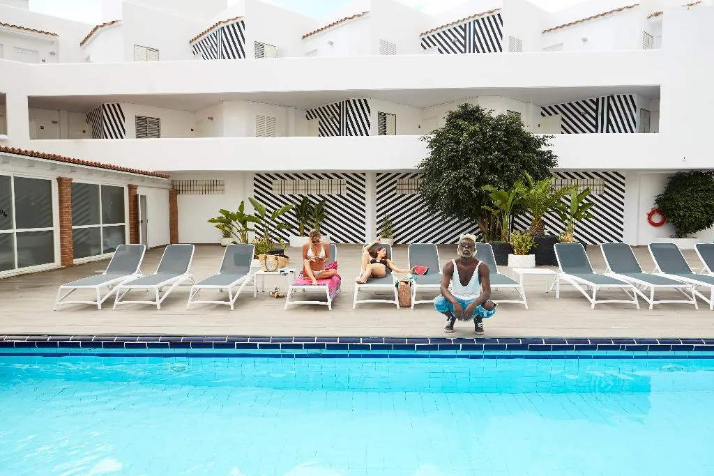 Pool, Vibra Mogambo Aparthotel, Ibiza